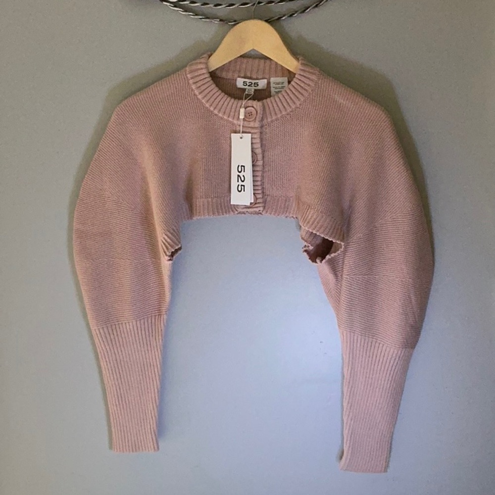525 Sweater Shrug Style In The Color Quartz